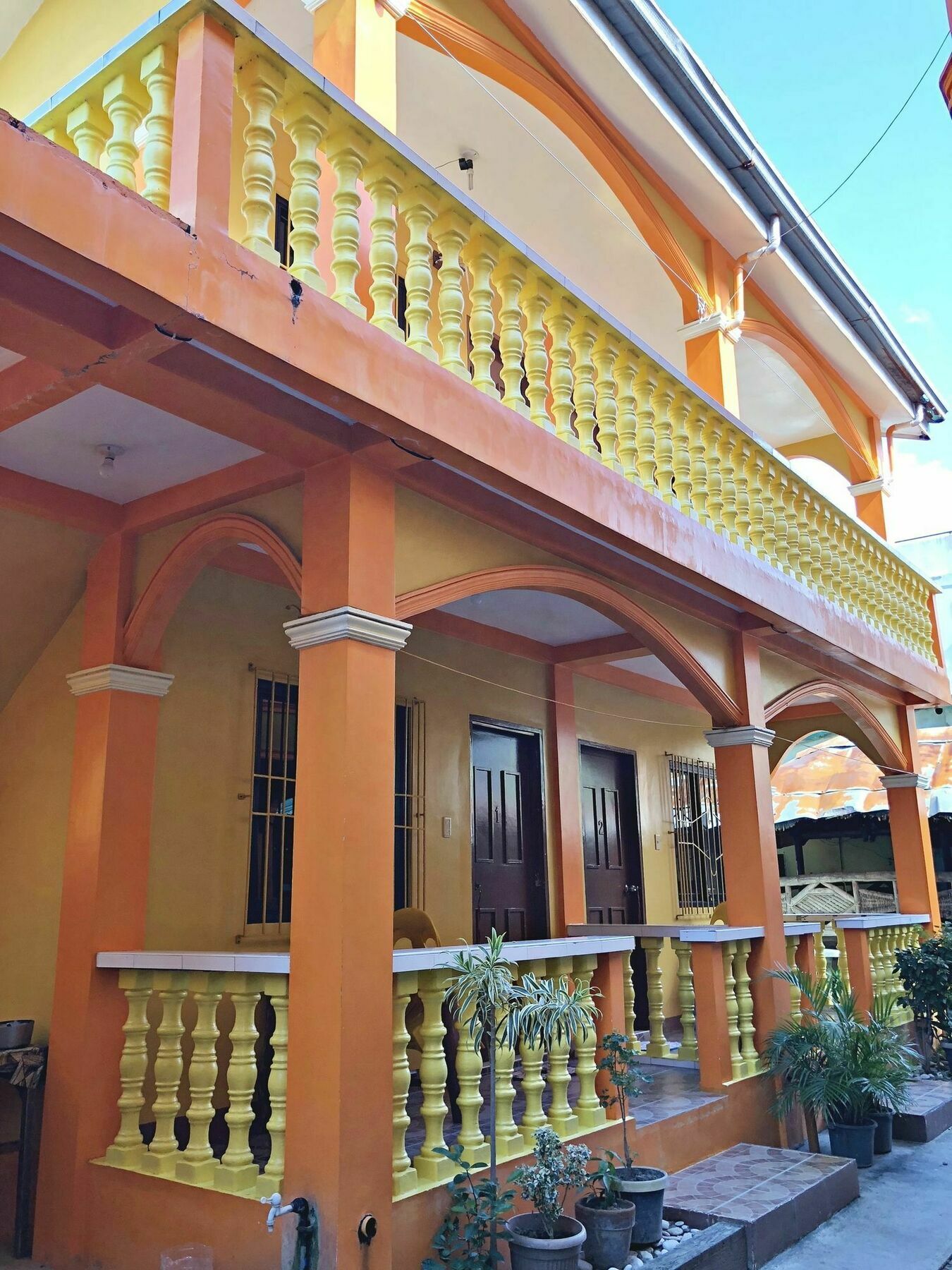 Queen Of Isle Cottages And Restaurant Puerto Galera Bagian luar foto